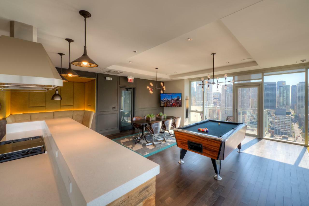 Oakwood River North Apartment Chicago